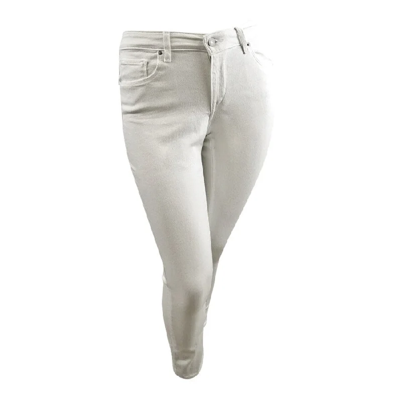 Levi's Women's Classic Mid Rise Skinny (31, Pure White)