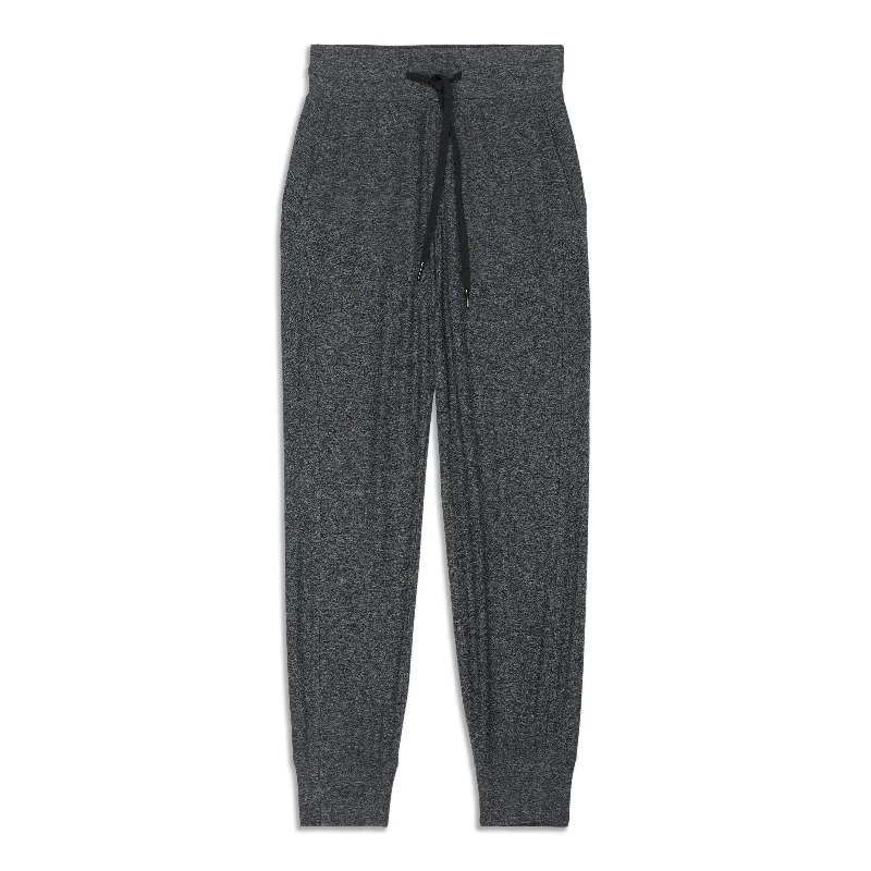 Ready To Classic-Fit High-Rise Jogger - Resale