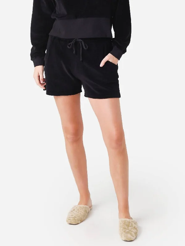 Velour Short In Black