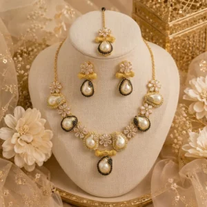 Heritage Gold & Pearl Royal Set